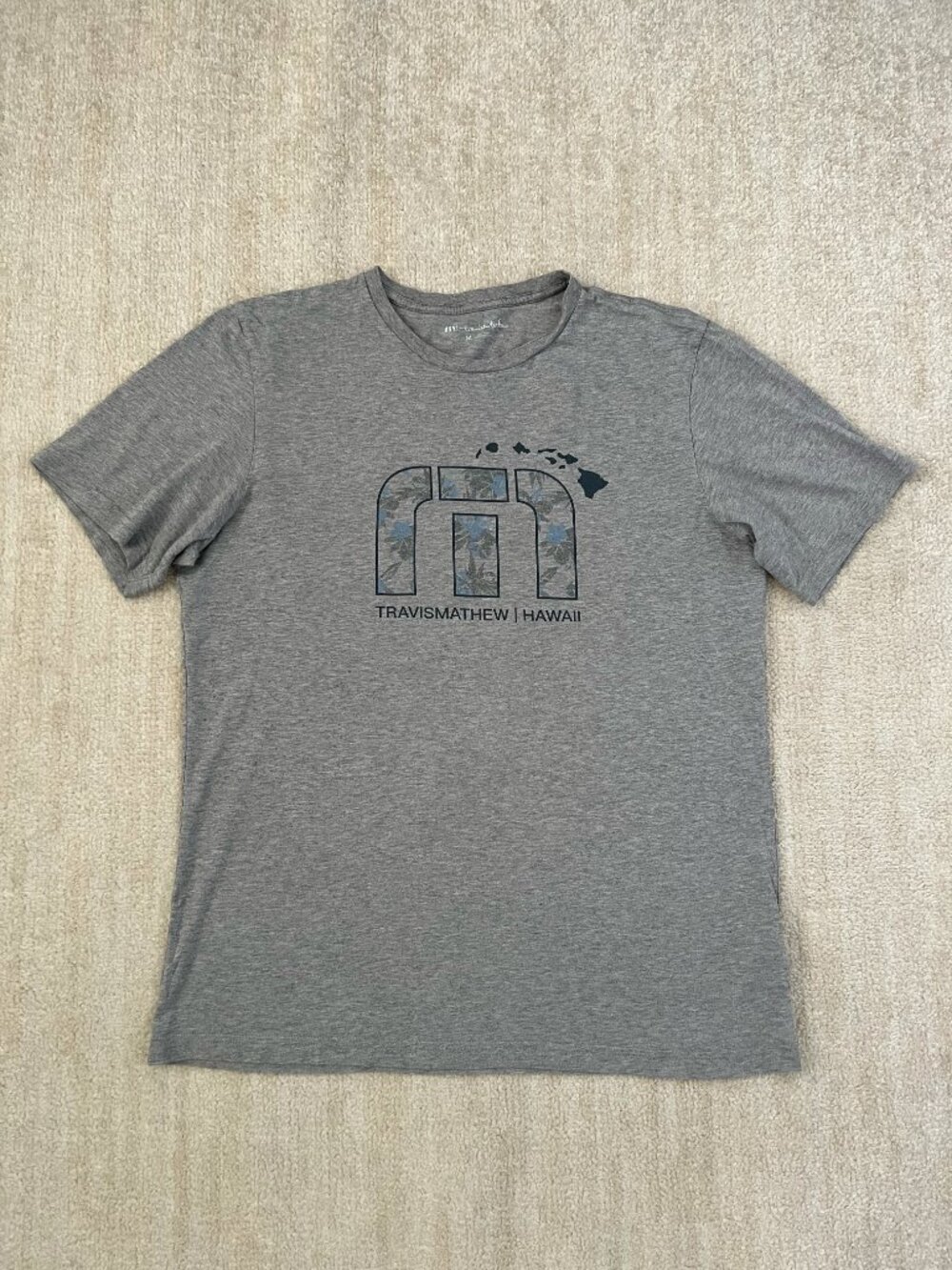 Travis Mathew Hawaii Graphic Pima Cotton Logo Graphic Short Sleeve Tee Shirt M